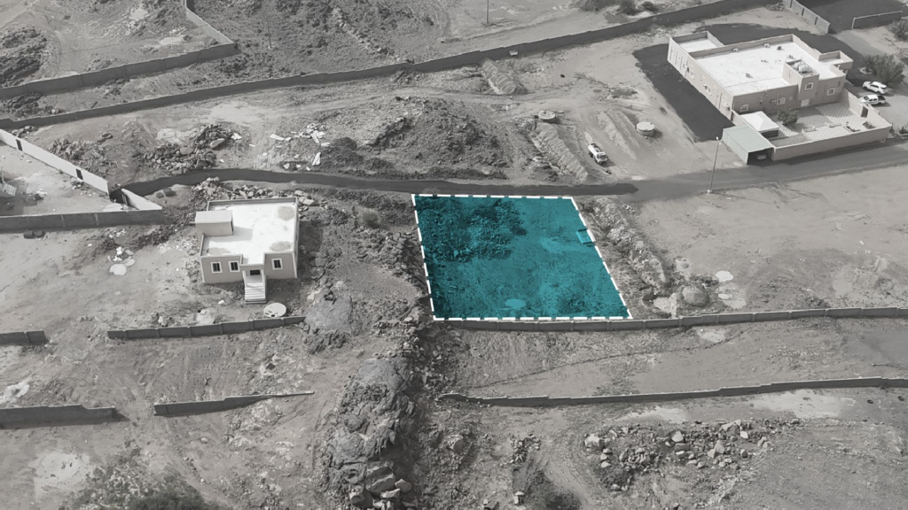 19- أرض سكنية – المدينة بمساحة 810 م² في مدينة تثليث