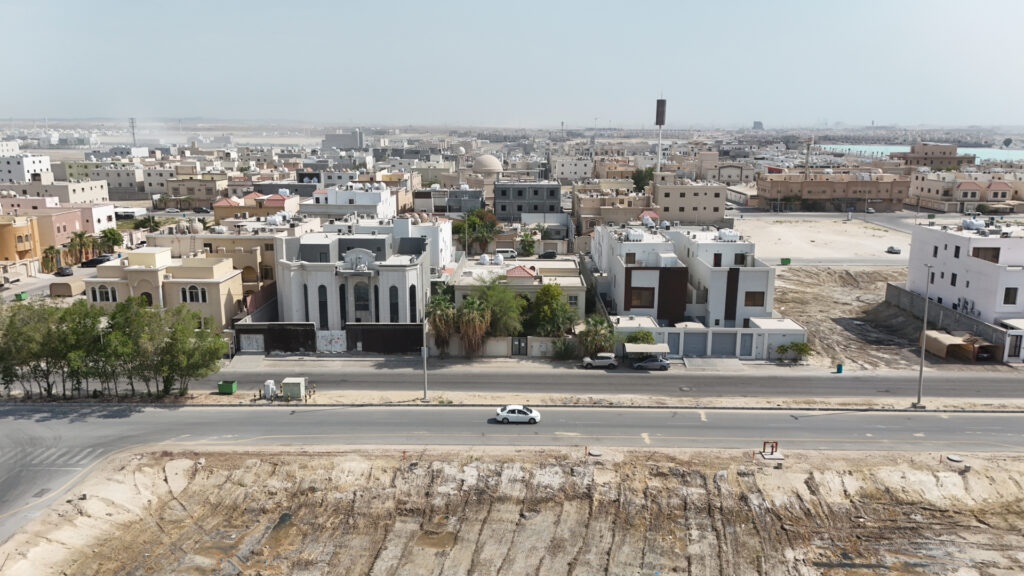 2-فيلا سكنية 690م2 بحي الصواري
