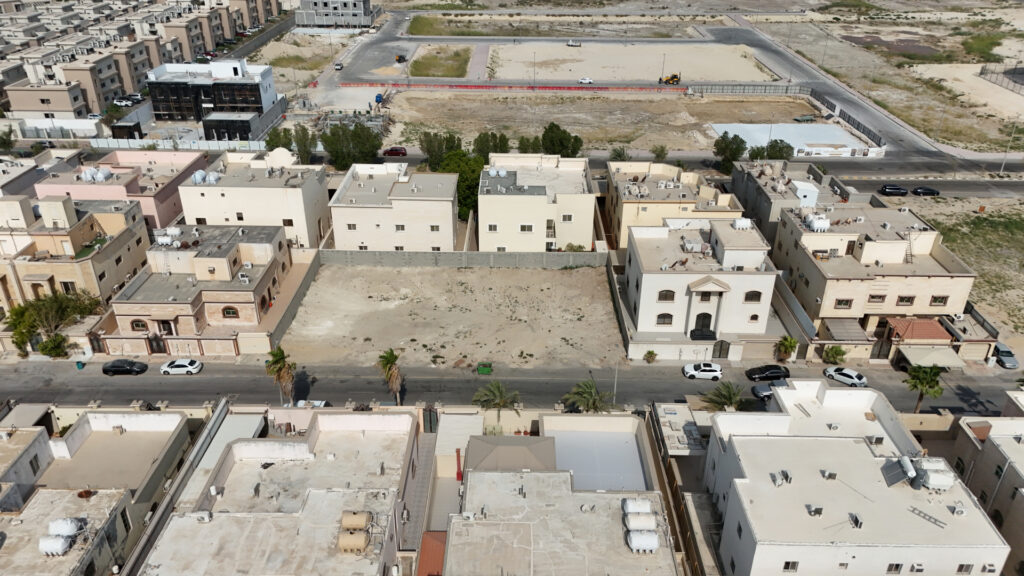 3-أرض سكنية 550م2 بحي الخزامى