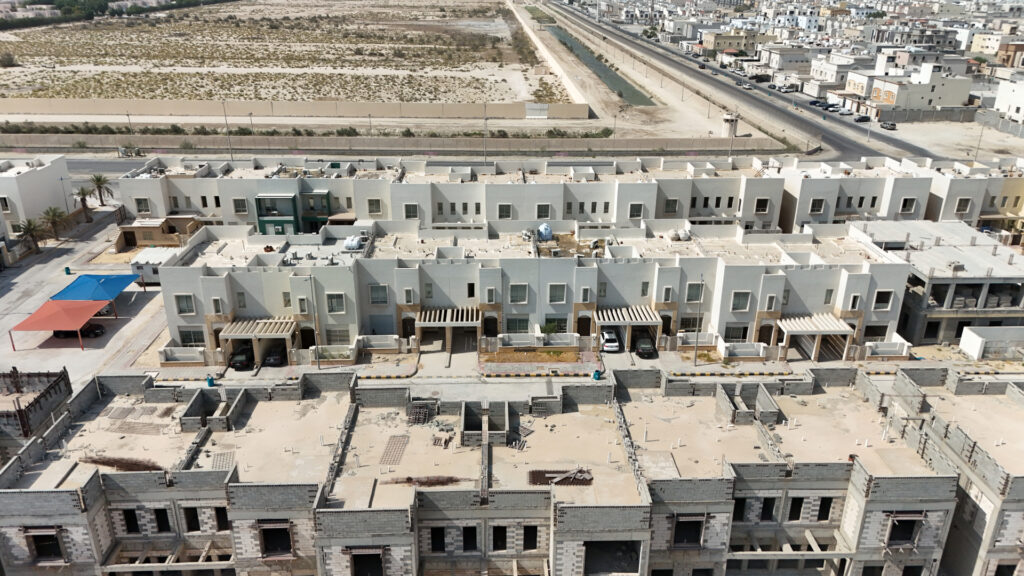 7- فيلا سكنية متصلة – الخبر (حي الأمواج) – بمساحة: 239.05م²
