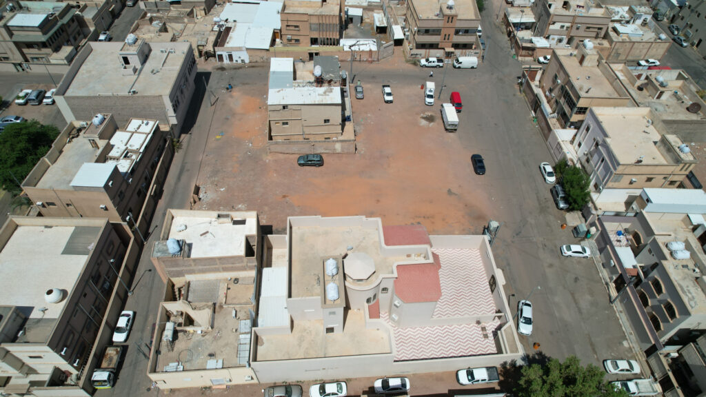 5-أرض سكنية بحي البادية