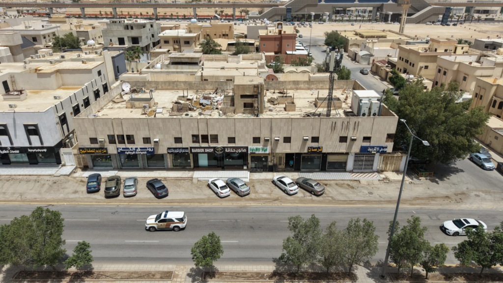 8-عمارة تجارية – ظهرة البديعة
