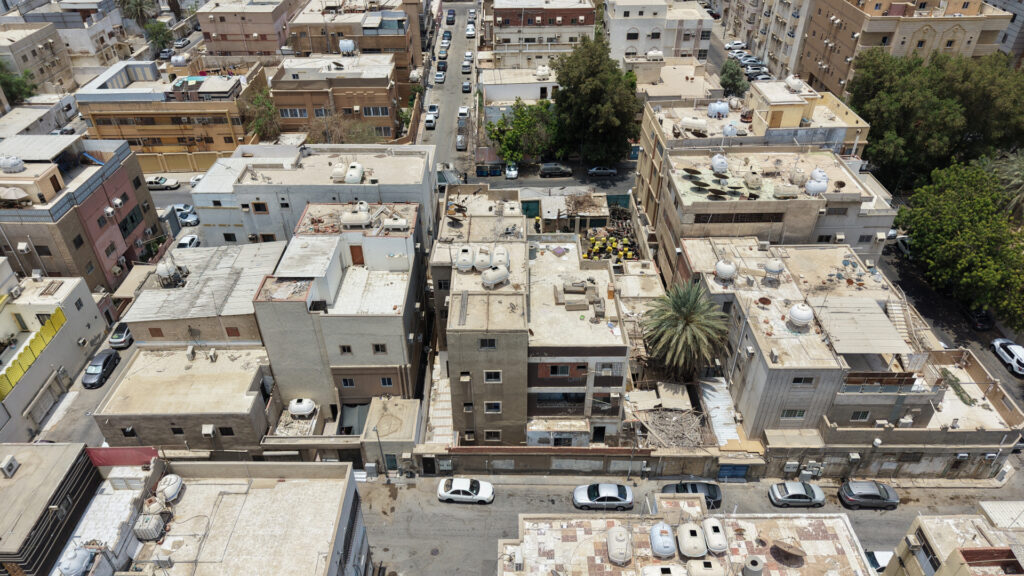 3-عمارة سكنية 480م2 بحي مدائن الفهد