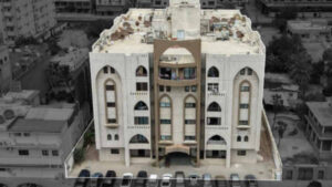 5- عمارة سكنية في حي الشرفية بمساحة 2000 م² في مدينة جدة