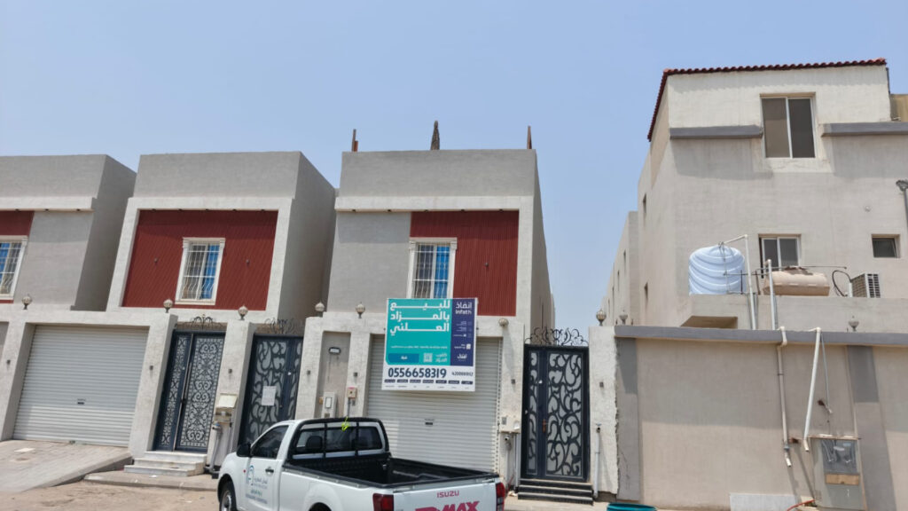 05 – فيلا سكنية بحي غرب العزيزية / الخبر – بمساحة 450.37 م²