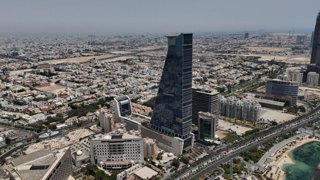 8-وحدة تجارية 294.95م2 بحي أبحر الجنوبية