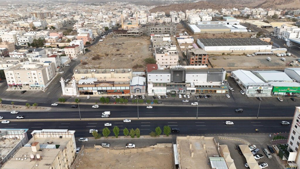 14-مجمع تجاري سكني – حي الحلقة الشرقية بمساحة 5223.63 م² في مدينة الطائف