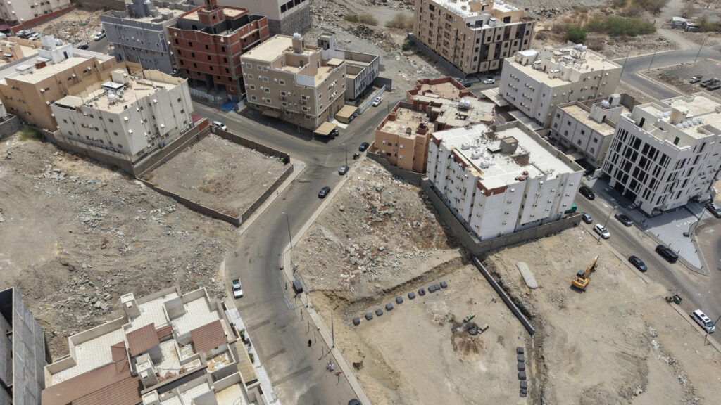 6- ارض بحي الفيحاء