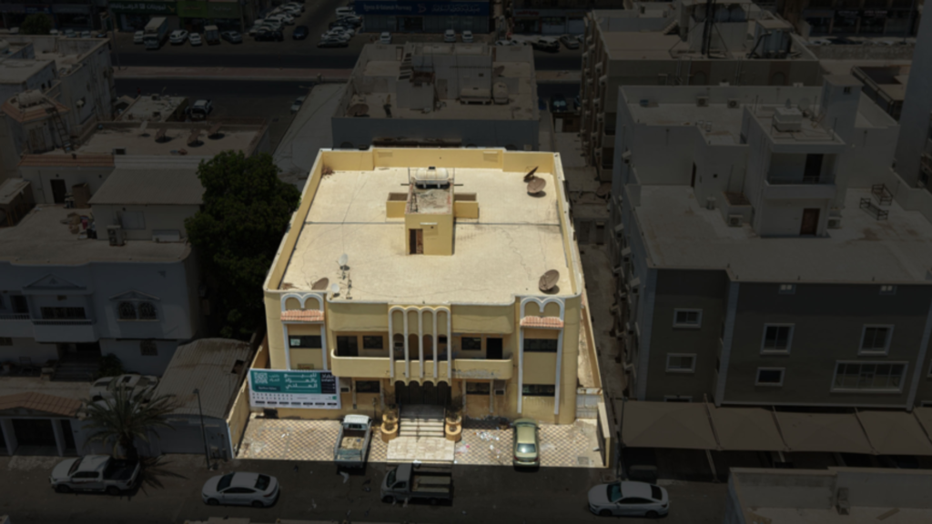 1-عمارة سكنية – حي الربوة بمساحة 768 م² في مدينة جدة