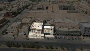 1-عمارة تجارية سكنية + فيلا سكنية بحي المروة بمساحة 1003.75 م² في مدينة الرياض