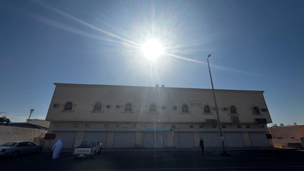 9 – عمارة بحي العزيزية / المدينه المنوره – بمساحة 1225.44 م²