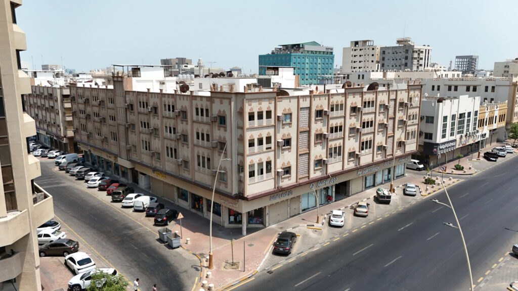 5-عمارة بحي الربيع