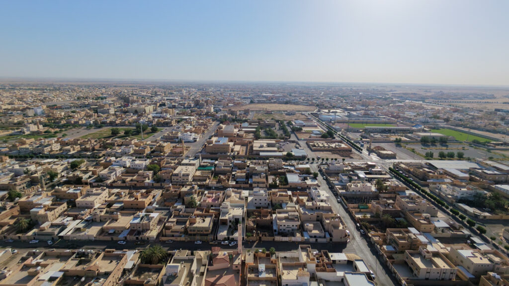 3-بيت شعبي 700م2 بحي الملك عبدالعزيز