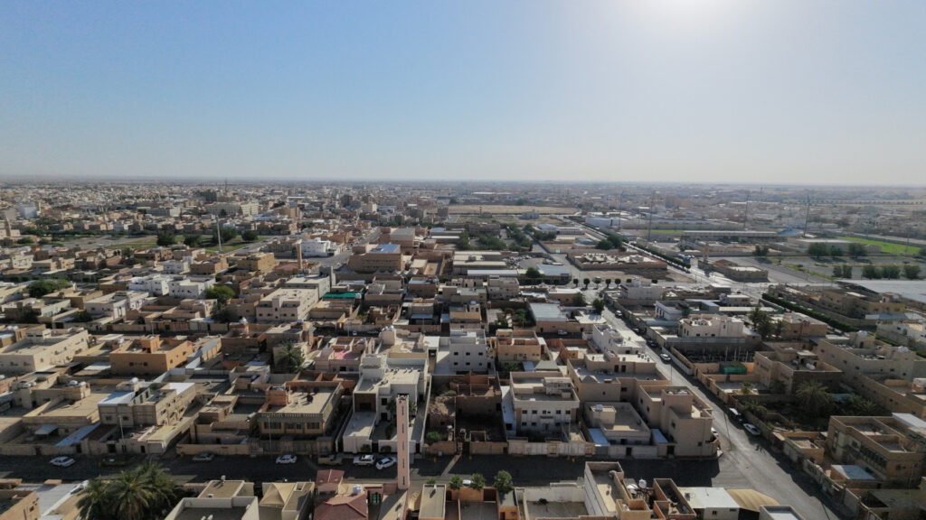 3-بيت شعبي 700م2 بحي الملك عبدالعزيز