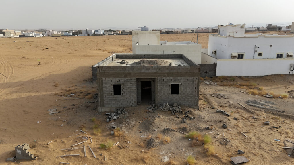 1-أرض سكنية 409.54م2 بحي ناوان