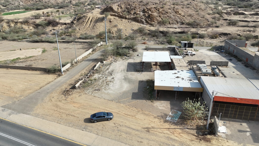 4-أرض سكنية بها مباني شعبية – قلوة