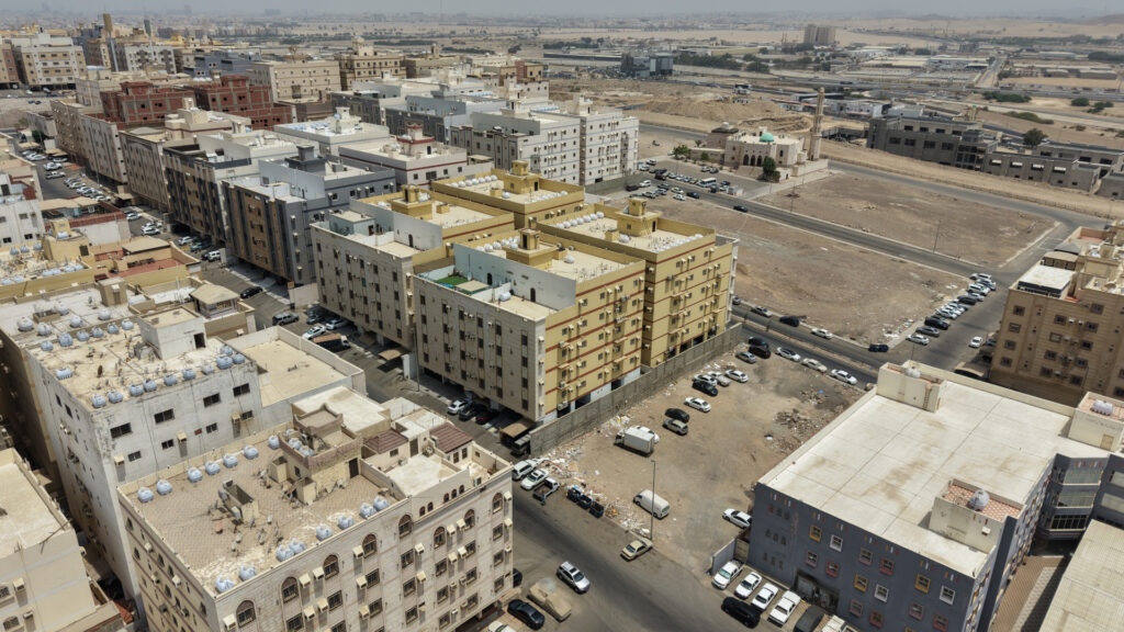 6- شقة جدة الأمير عبدالمجيد بمساحة 176.46 م² في مدينة جدة