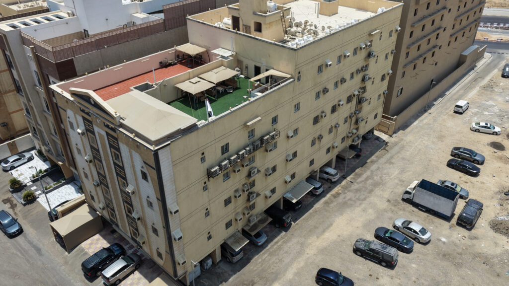 21-شقة بحي مريخ