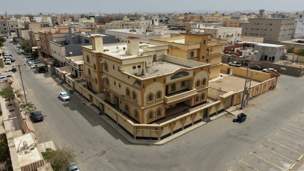 22-فيلا بحي القرينية