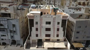 1- عمارة سكنية تجارية 523.83م2