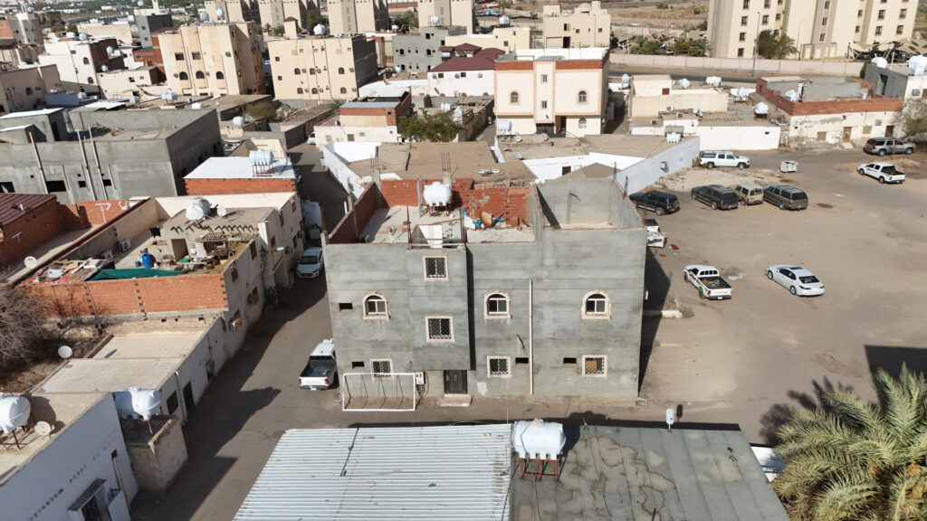 8- عمارة سكنية في حي العصبة