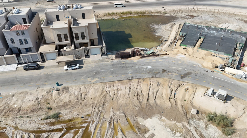 5-أرض سكنية بحي الأمواج