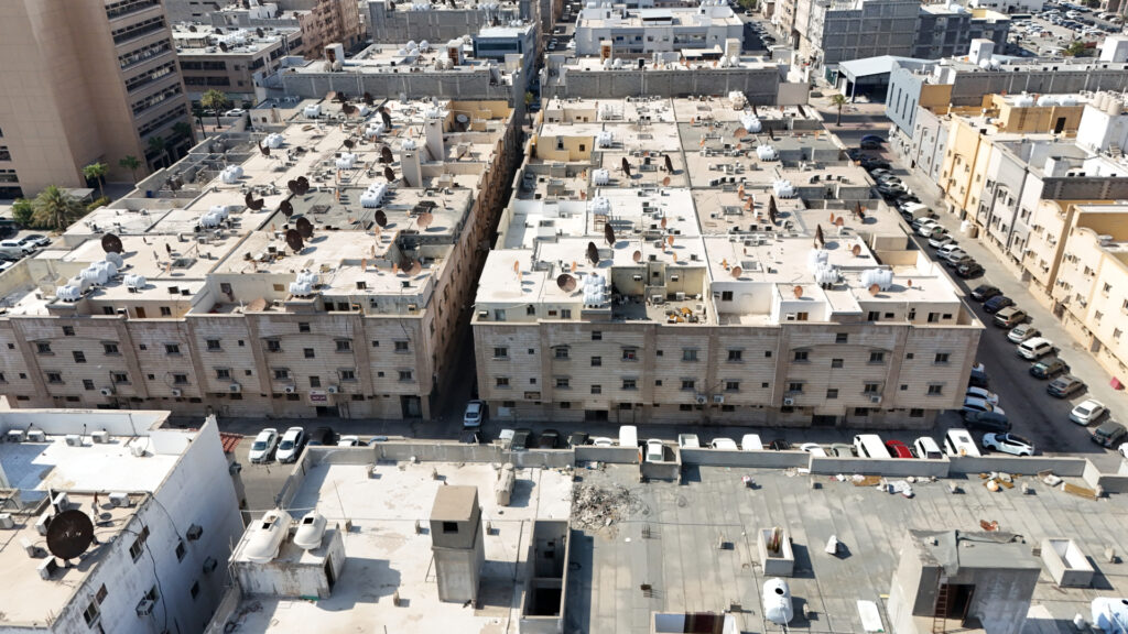 7-عمارة سكنية مؤجرة بحي الأمير محمد بن سعود