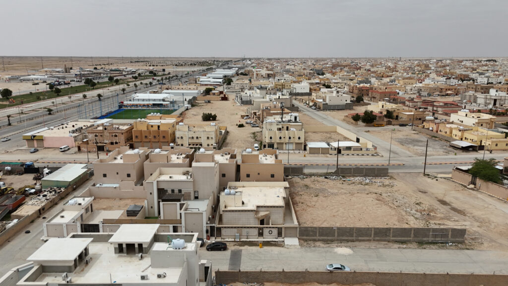 6-دور بمساحة 456 م² في مدينة حفر الباطن