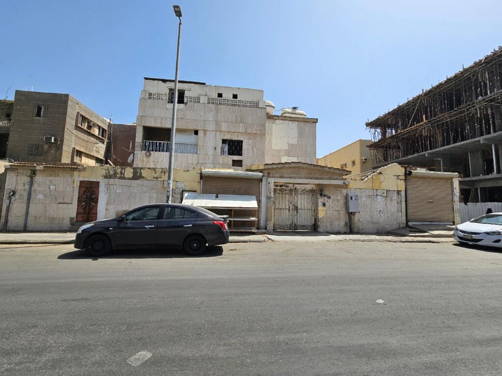 8-فيلا – حي النزلة الشرقية بمساحة 529 م² في مدينة جدة
