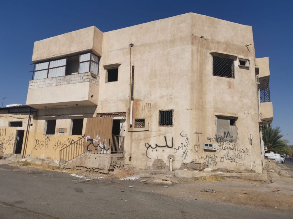 1-شقة سكنية – الورود