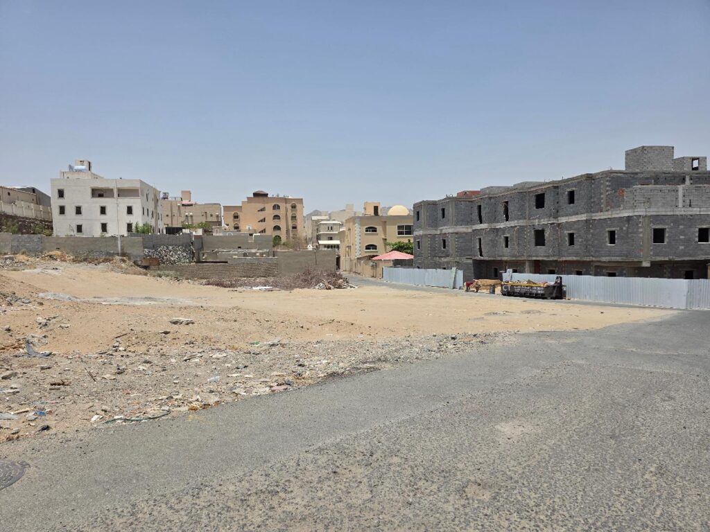 6-أرض سكنية