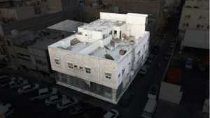 6- عمارة تجارية + بيت شعبي – حي العدامة بمساحة 464.51 م² في مدينة الدمام