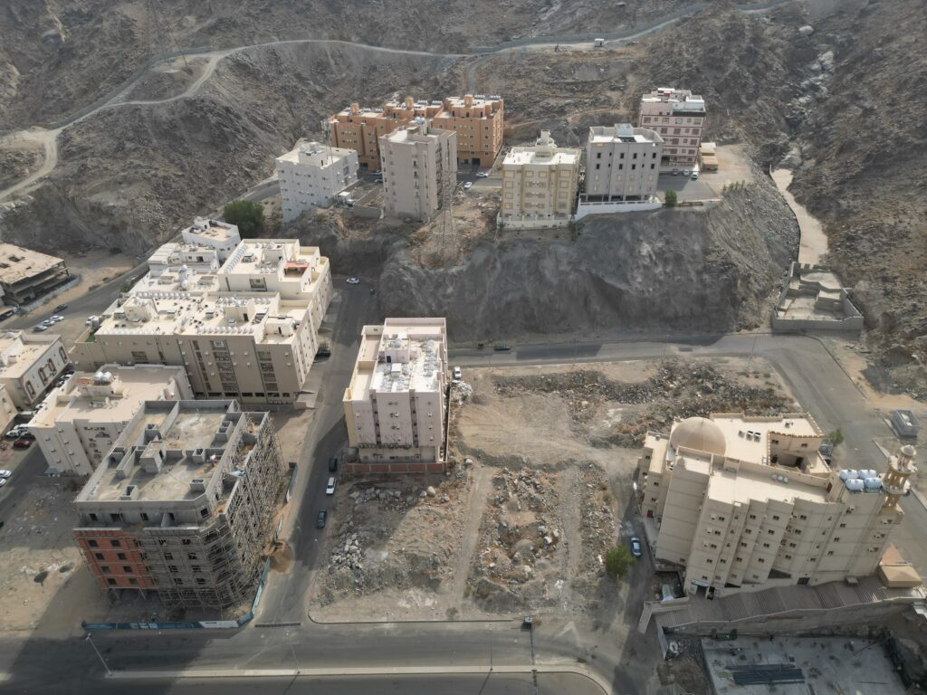 5-أرض سكنية رقم 29 / بلك / 11 – بطحاء قريش
