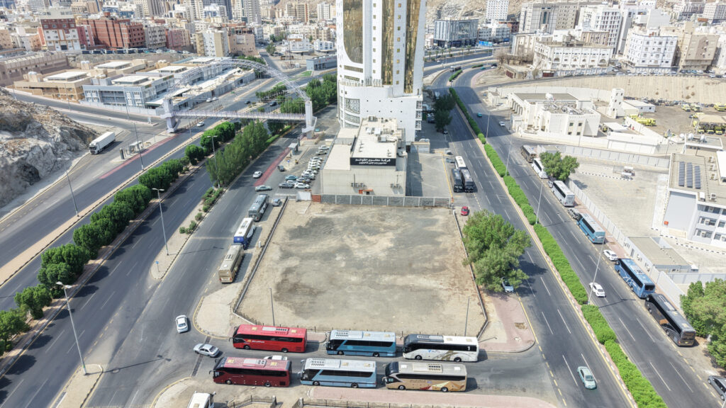 7-ارض بحي كدي بمساحة 1,400.3