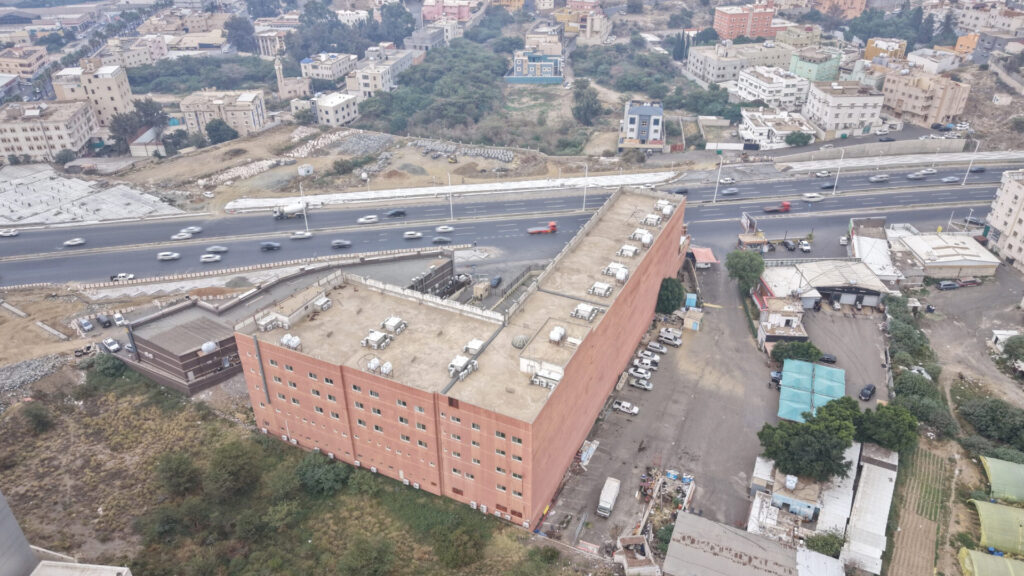 1-عمارة في أبها