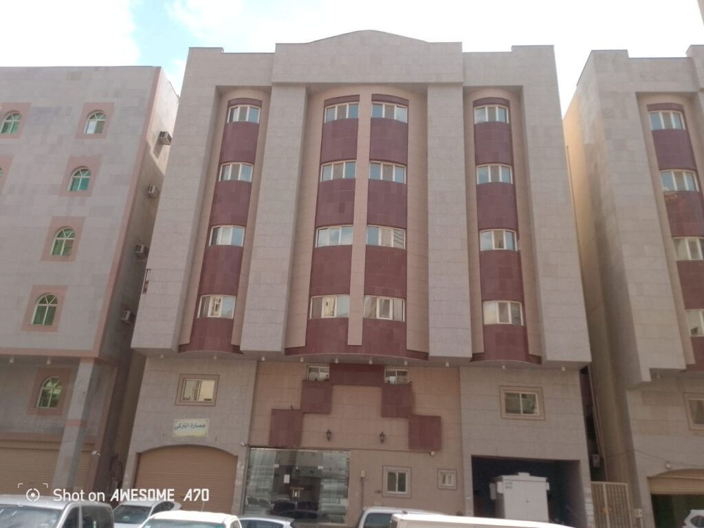 5-عمارة سكنية