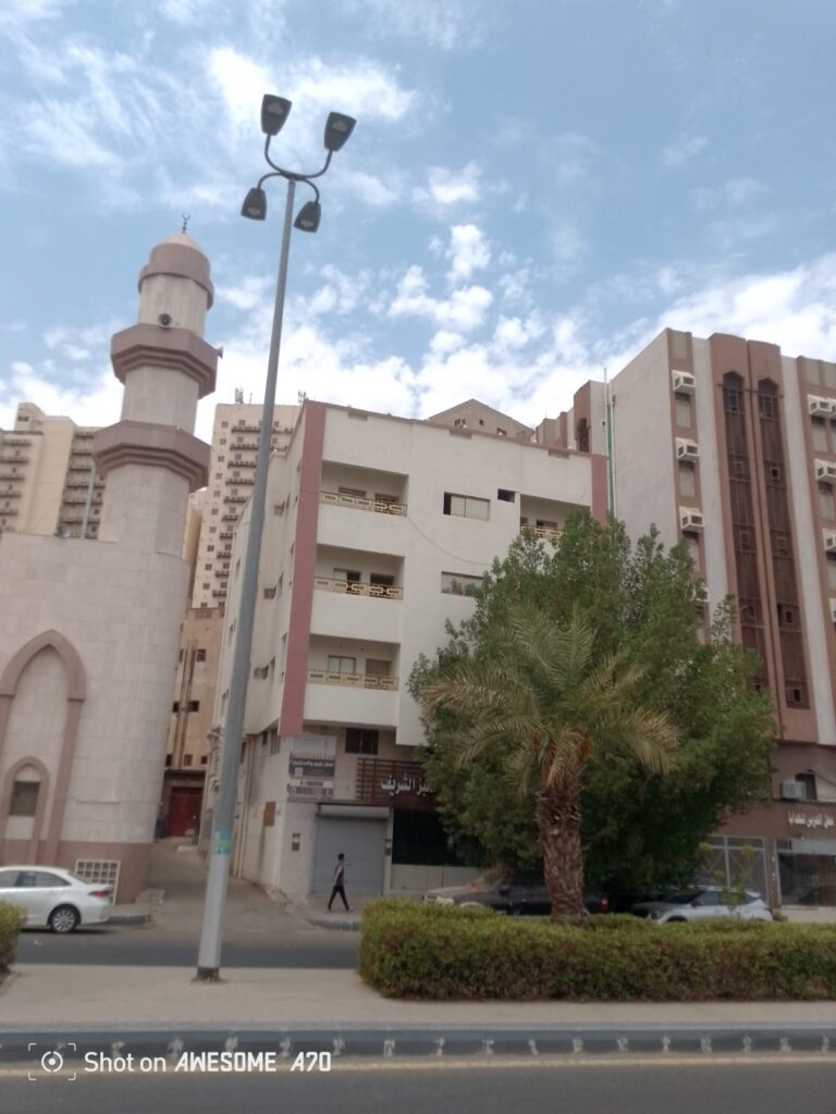 3-عمارة سكنية تجارية