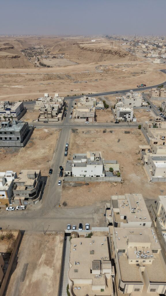3-أرض سكنية – العوالي
