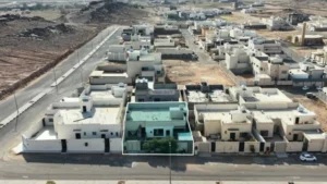 3-دور سكني تجاري 500م2 في شرق السويفله