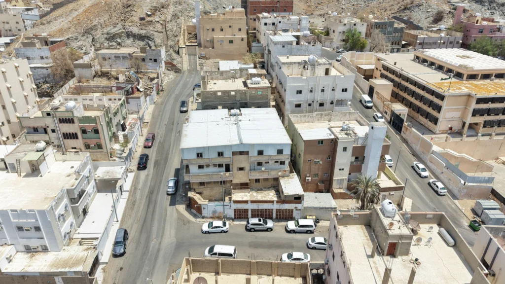 14- عمارة بحي مخطط حامد السفياني رقم 2 بصك 260685002237