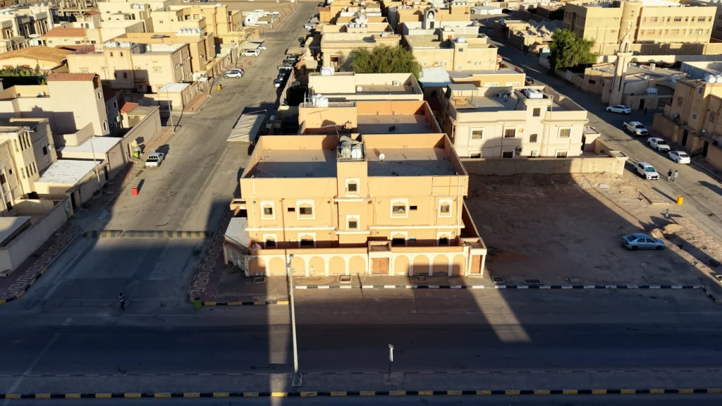 7-عمارة سكنية/ تجارية – الواحة