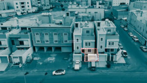 9-شقة أرضية بحي الشرف بمدينة خميس مشيط