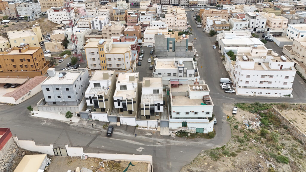 11-فيلا سكنية بحي شمال شباعة بمدينة خميس مشيط
