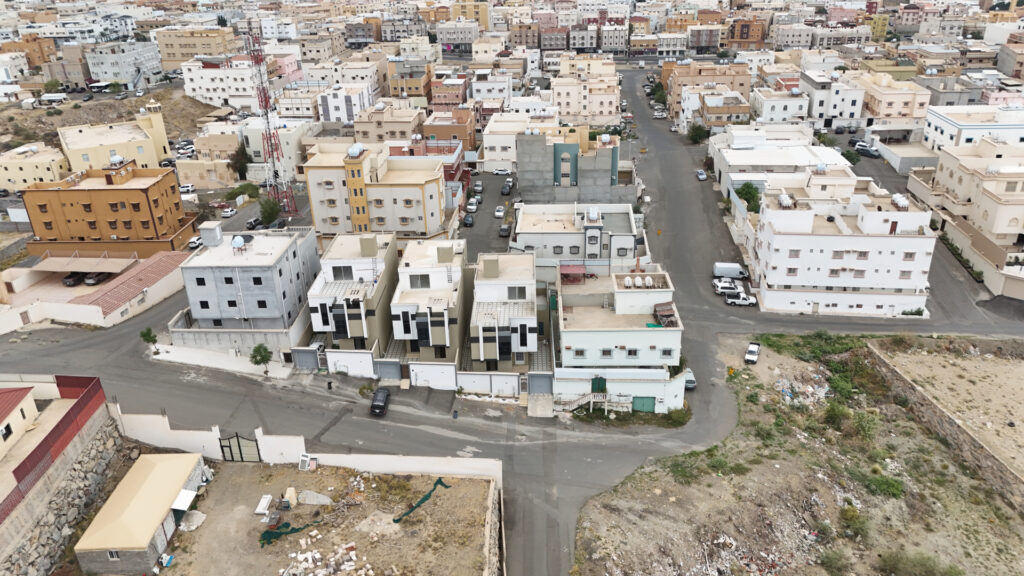 11-فيلا سكنية بحي شمال شباعة بمدينة خميس مشيط