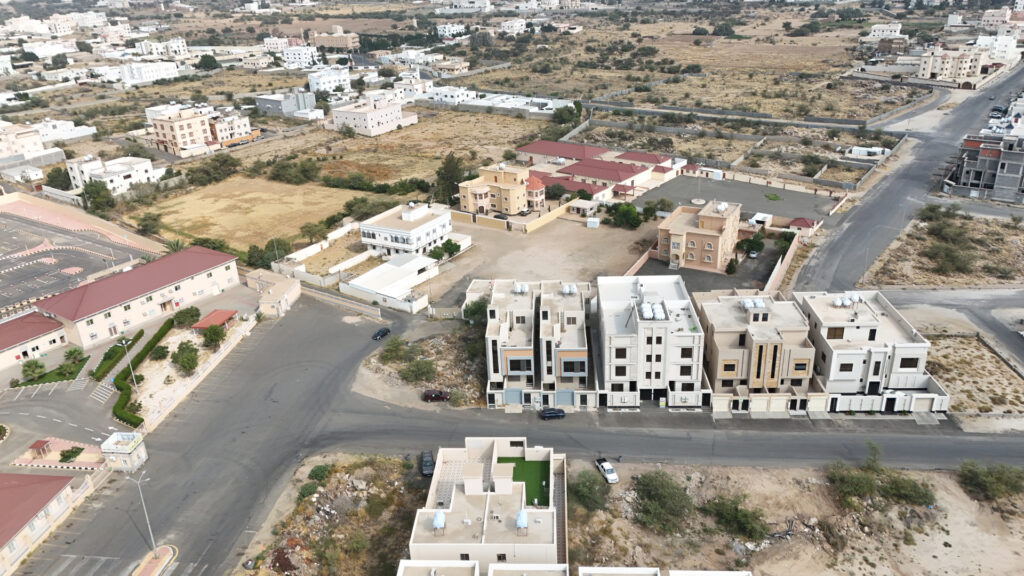 17-شقة سكنية بحي المعلاة
