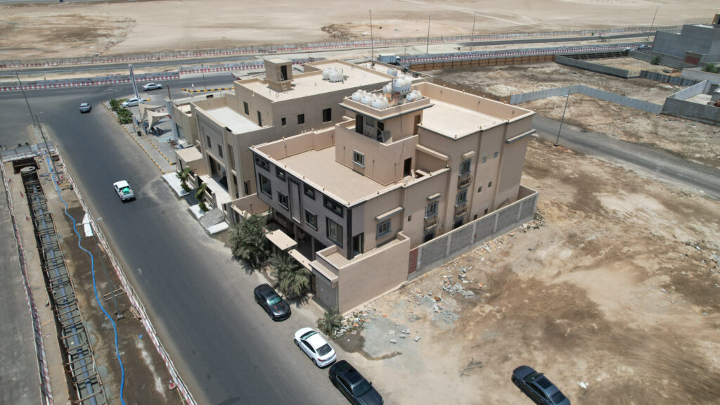 6-عمارة سكنية بحي الصواري بمساحة 600 م² في مدينة جدة