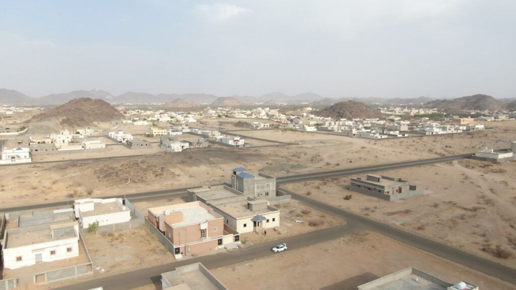 6-فيلا سكنية دور واحد تحت التشطيب في بيشة