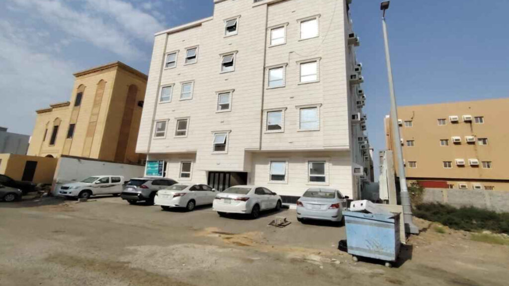 15-شقة سكنية في حي المحمدية 2 بمساحة 173.22م