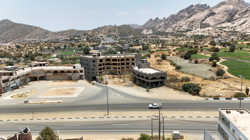 14- عمارة سكنية