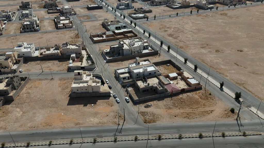 3-فيلا سكنية بحي منح